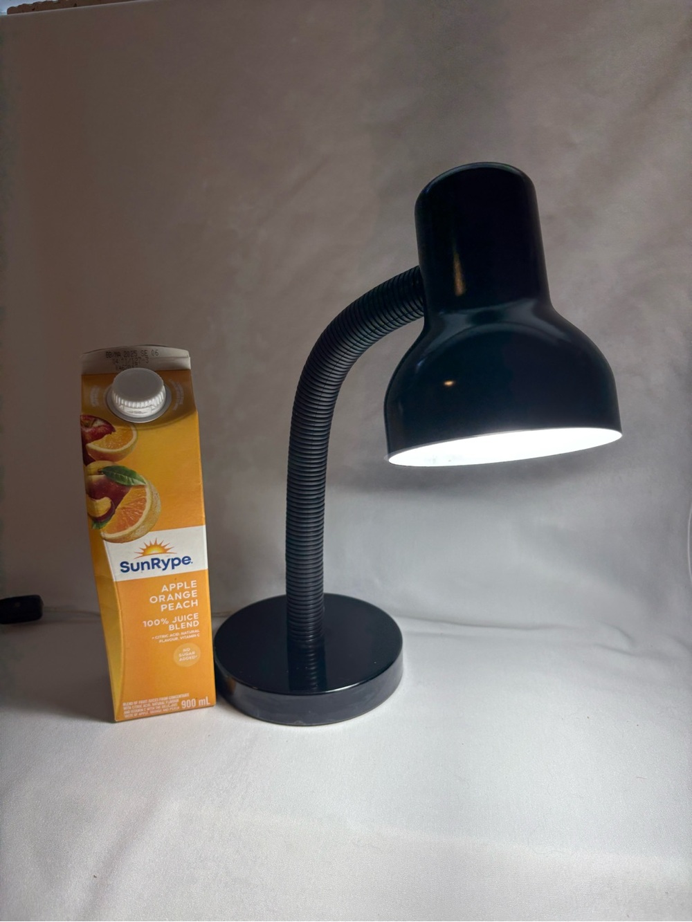 Vtg black desk, lamp with toggle switch on the cord